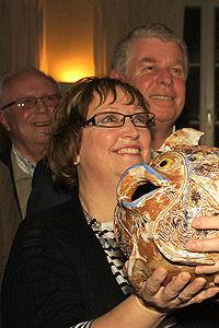Preisträgerin des Wormser Rotaach 2012: Stellvertretend für die Nibelungenschule Margit Zobetz